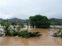 水災(zāi)無情，人間有愛